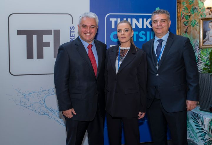 Από αριστερά προς τα δεξιά: Αλέξανδρος Αλεξόπουλος, επικεφαλής του καταστήματος της TFI Markets στην Αθήνα - Μαρία Θεοδώρου, Executive Director of TFI Markets - Χάρης Χαριλάου, CEO TFI Markets