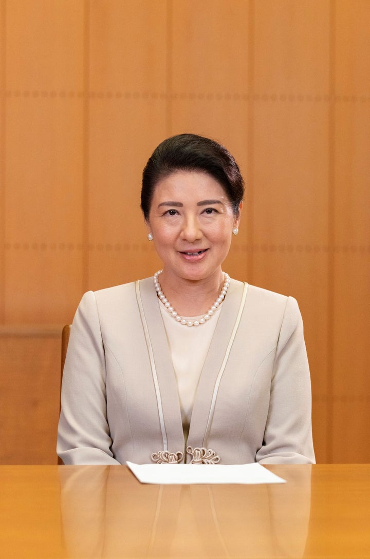 皇后雅子さまが治療中の 適応障害 誕生日に合わせ医師団が見解を公表 御快復の途上にある ハフポスト News 皇后雅子さまが治療中の 適応障害 誕生日に合わせ医師団が見解を公表 御快復の途上にある ハフポスト News