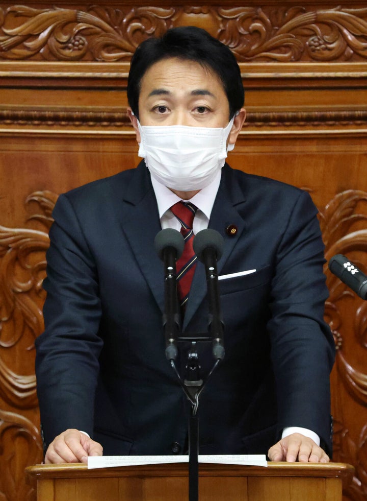 衆院本会議で代表質問する国民民主党の玉木雄一郎代表＝2021年12月9日午後、国会内