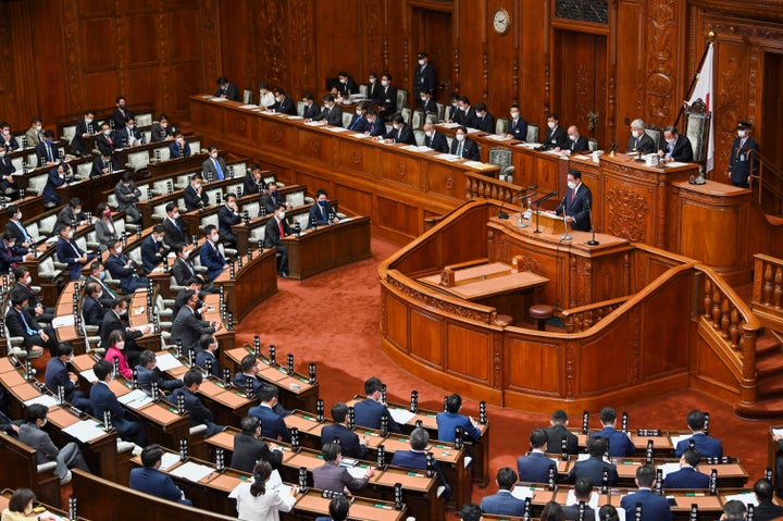 国会議員のボーナスはいくら？