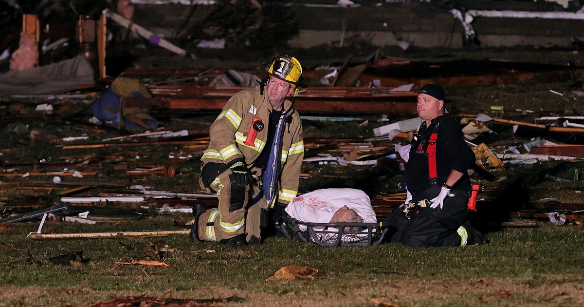 Crews Search For The Missing After Devastating Tornadoes | HuffPost ...