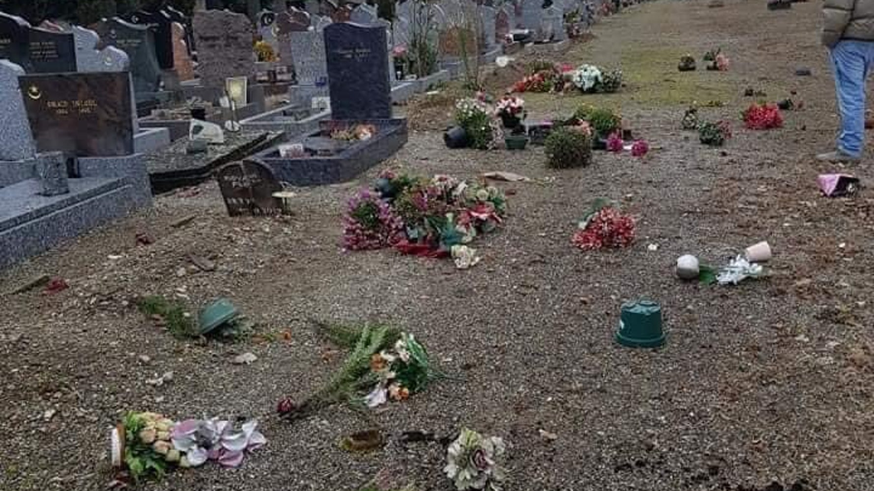 À Mulhouse, le carré musulman du cimetière communal saccagé