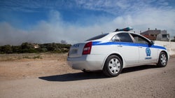 Μενίδι: 49χρονος απειλούσε να σκοτώσει τη μητέρα του - Τραυμάτισε