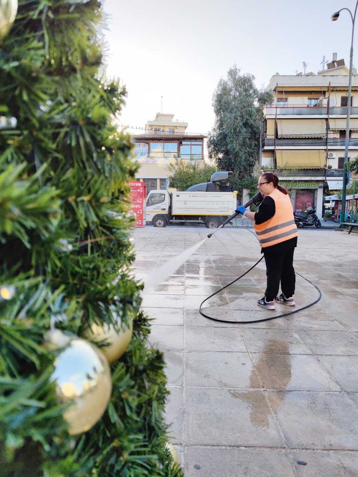 Δράσεις απολύμανσης στην Χριστουγεννιάτικη Αθήνα