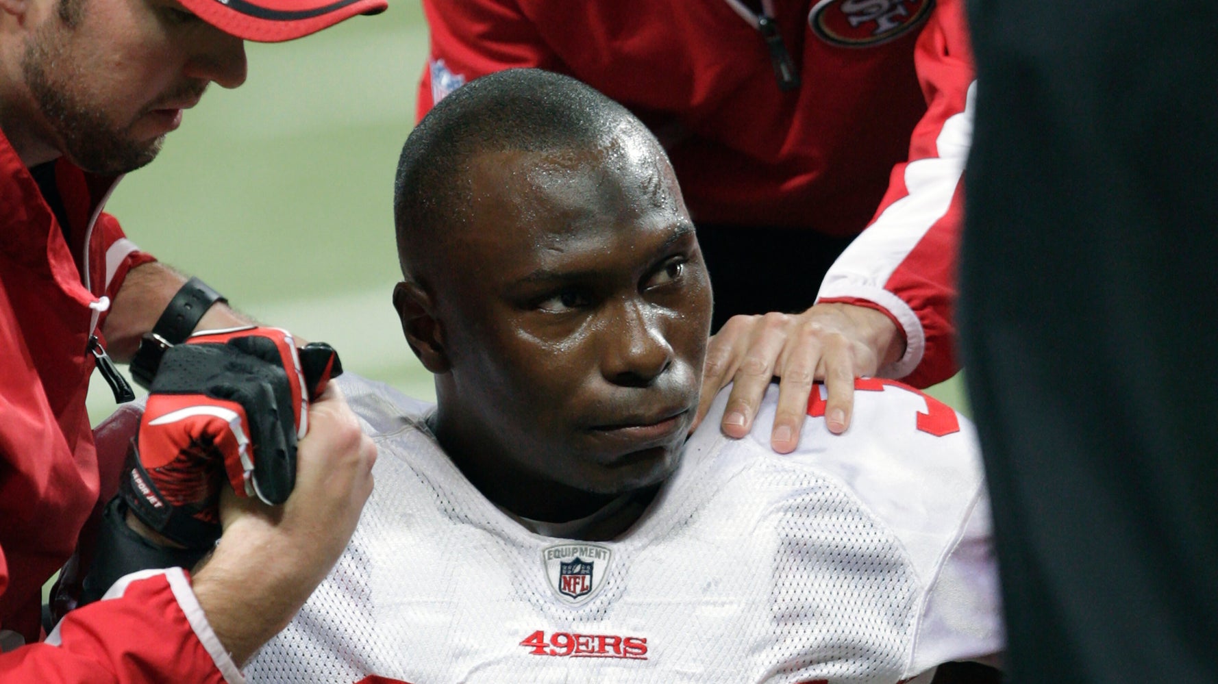 Former NFL Player Who Shot And Killed 6 Had 'Severe' CTE, Doctors Say - Vimarsana News