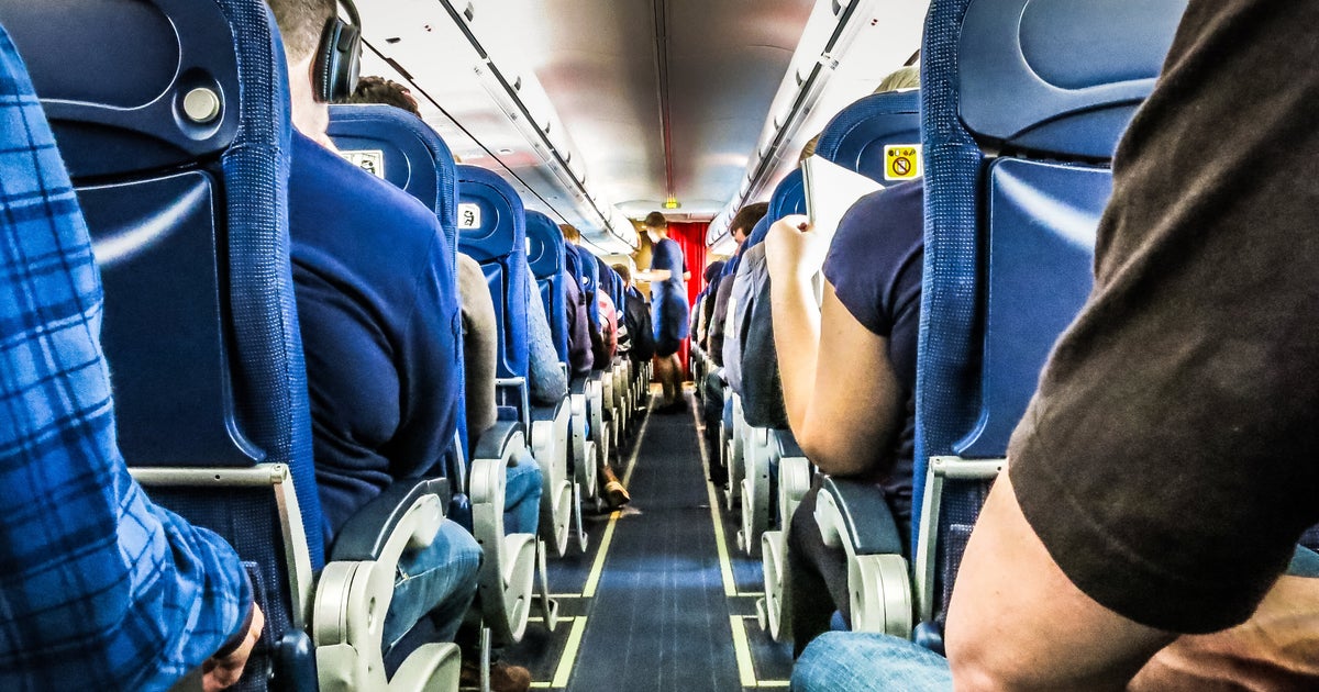 Safe alternatives to using that disgusting seat pocket on a plane - The  Travel 100