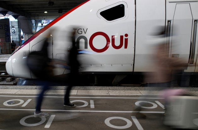 Grève SNCF: voici comment échanger ou se faire rembourser son billet de TGV