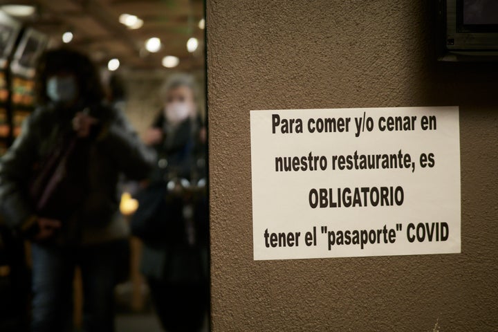 Un local de Navarra, la región más afectada por incidencia de toda E