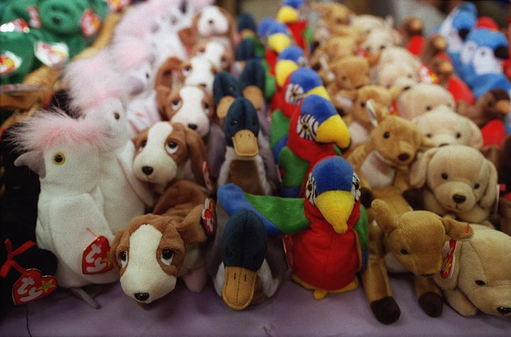There are still online communities dedicated to selling and collecting Beanie Babies. 