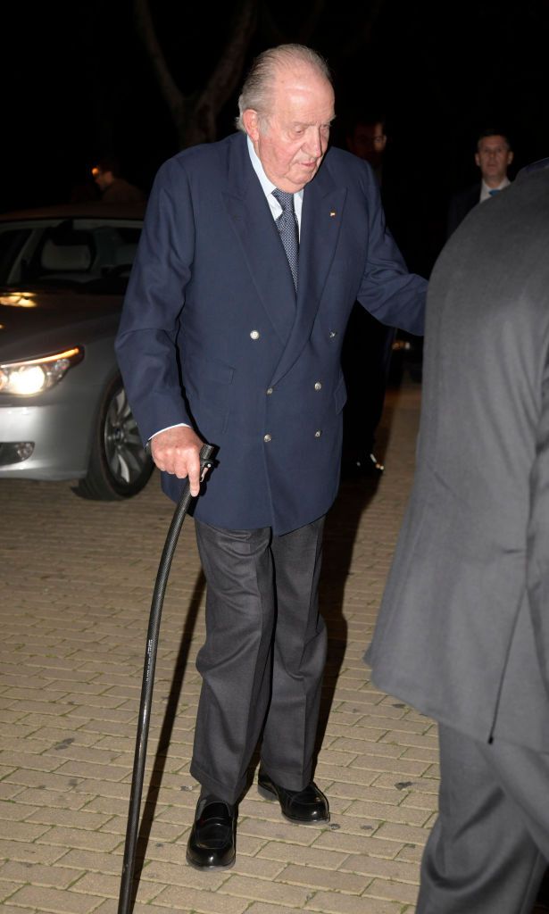 El rey Juan Carlos en una de sus últimas apariciones públicas antes de poner rumbo a Abu Dabi.