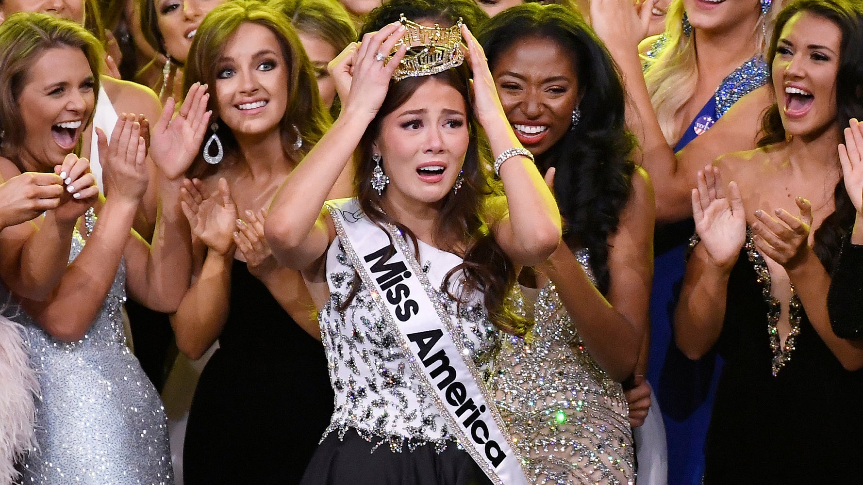 ミス アメリカ 韓国系アメリカ人が初めて優勝 とてもクール ハフポスト World ミス アメリカ 韓国系アメリカ人が初めて優勝 とてもクール ハフポスト World