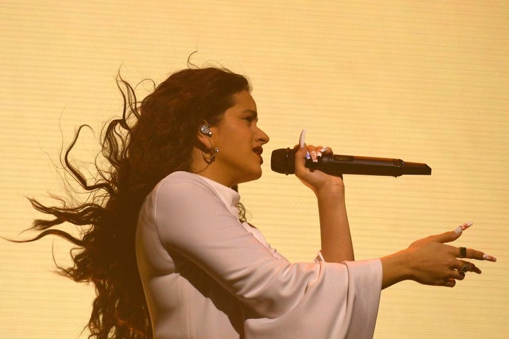 Rosalía.