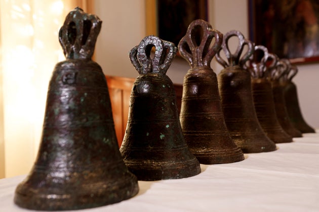 Οι καμπάνες από τον 12ο...