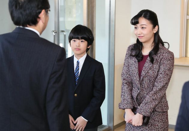 秋篠宮家の長男悠仁さま、次女佳子さま（2019年12月8日撮影）