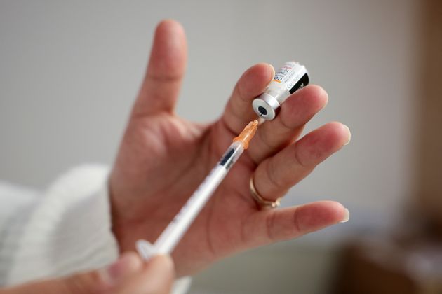 Un collaborateur d'un centre de vaccination a été 