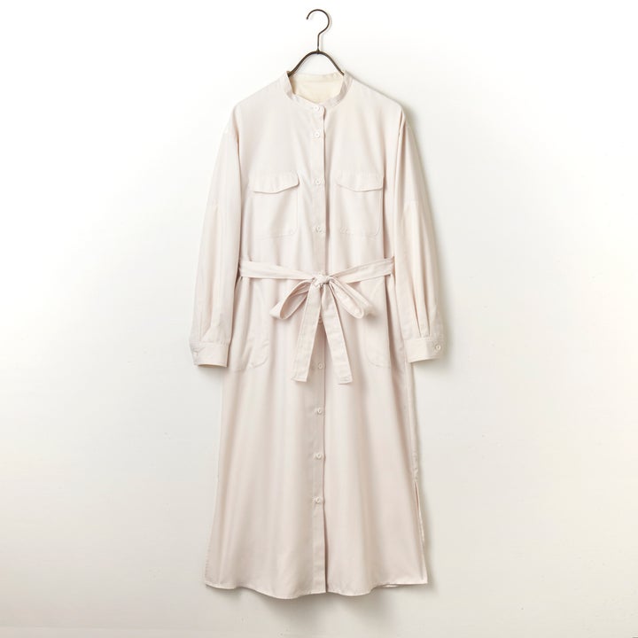 2020年発売のNEW BASIC SHIRT DRESS。