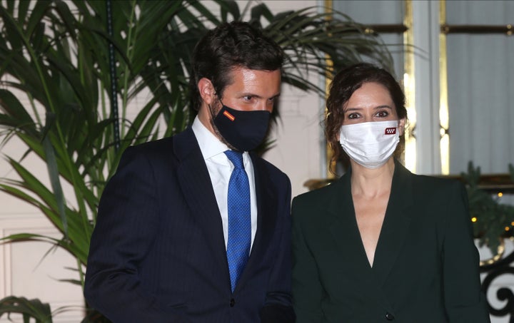 Pablo Casado e Isabel Díaz Ayuso en la presentación del libro de Mariano Rajoy.