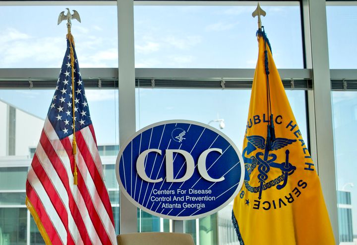 Εικόνα από την ομοσπονδιακή έδρα του αμερικανικού CDC στην Ατλάντα, 2013. (AP Photo/David Goldman, File)