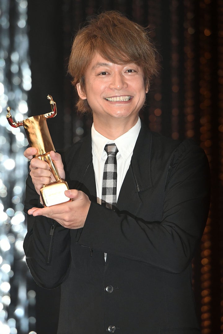 香取慎吾さん 一般女性と結婚を発表 今後も 真摯に仕事に取り組んでまいります ハフポスト アートとカルチャー 香取慎吾さん 一般女性と結婚を発表 今後も 真摯に仕事に取り組んでまいります ハフポスト アートとカルチャー