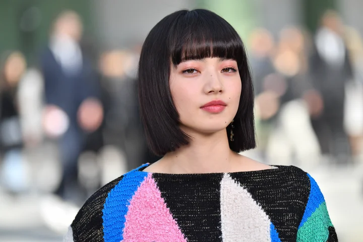 小松菜奈さん 鼻ピアス姿が最高にかっこいい Instagramに写真公開 ハフポスト News 小松菜奈さん 鼻ピアス姿が最高にかっこいい Instagramに写真公開 ハフポスト News