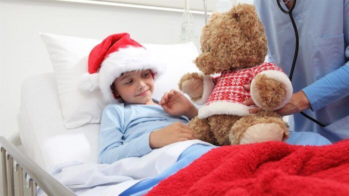 Δώρα στα νοσηλευόμενα παιδιά από το “Χαμόγελο του Παιδιού”