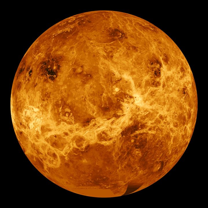 Φωτογραφία αρχείου, 10 Ιουνίου 2021. Εικόνα που διένειμε η NASA και τραβήχτηκε από το σκάφος "Μαγεκλάνος", στο πλαίσιο της έρευνα για να διαπιστωθεί γιατί η Αφροδίτη είναι τόσο "άγρια διαφορετική" σε σύγκριση με την Γη. (NASA/JPL-Caltech via AP)