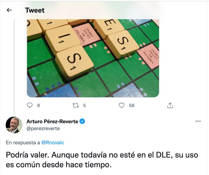 La respuesta de Pérez-Reverte a un tuit.