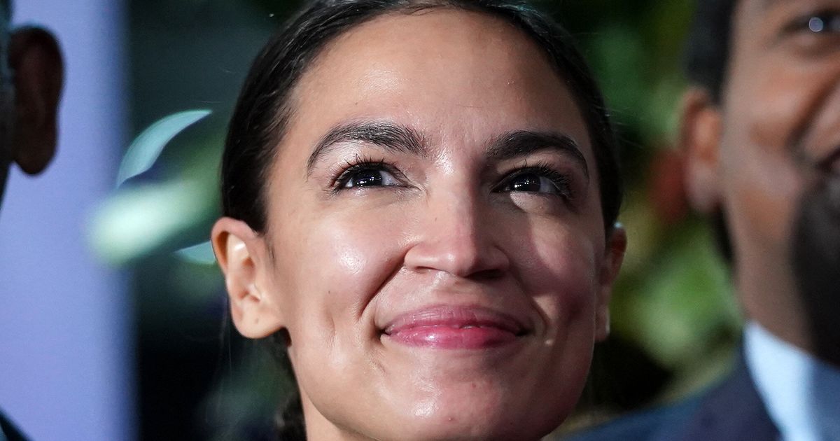 Rep. Alexandria Ocasio-Cortez Rips 'Creepy Weirdo' Trump Adviser For ...