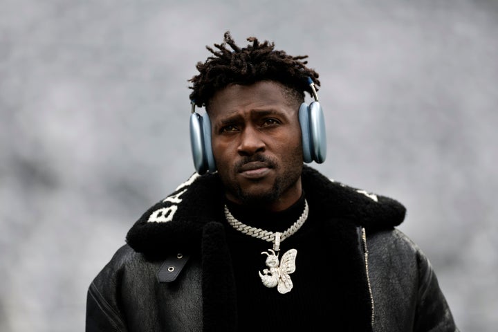 Tampa Bay Buccaneers wide receiver Antonio Brown (81) walks on the field before an NFL football game against the New York Jets, Sunday, Jan. 2, 2022, in East Rutherford, N.J.