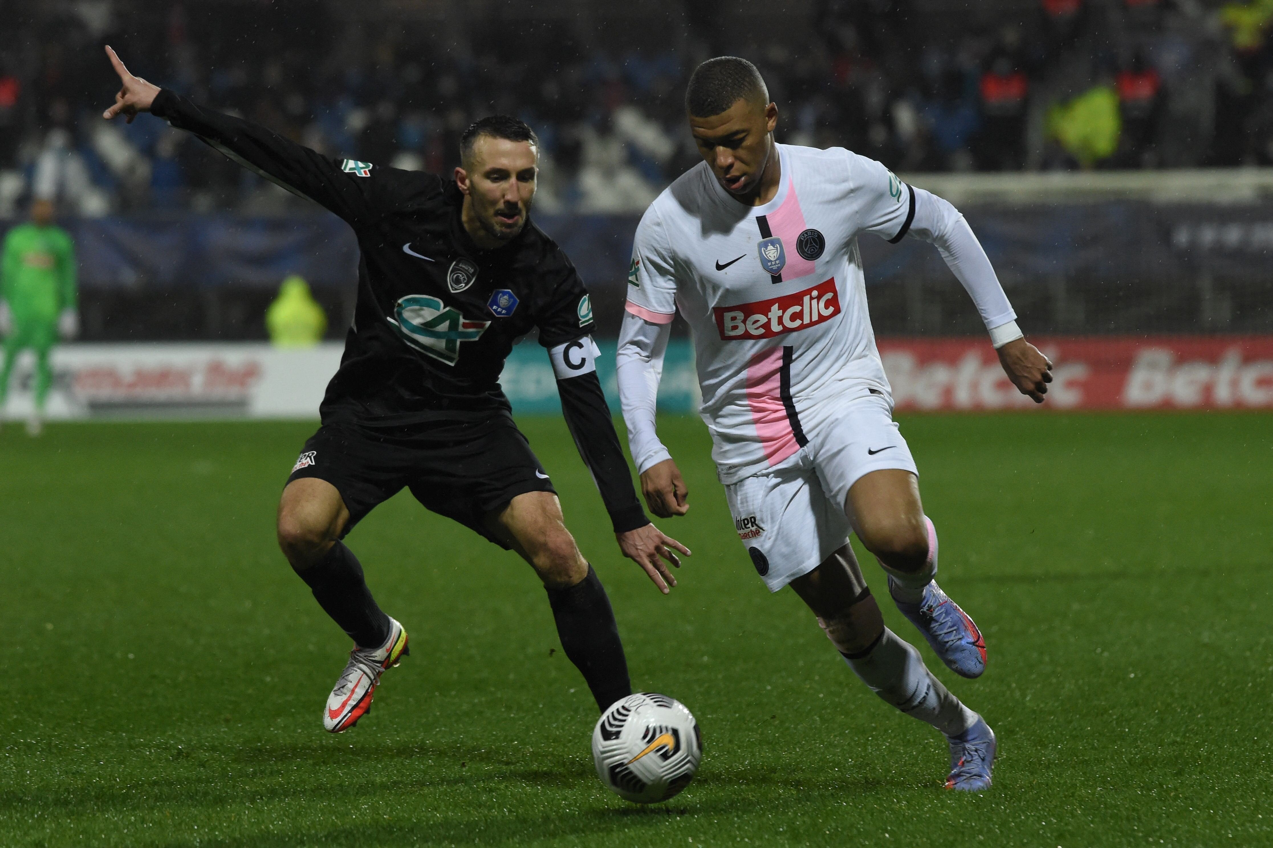 Vannes-PSG: Un drone interrompt brièvement le match de Coupe de France