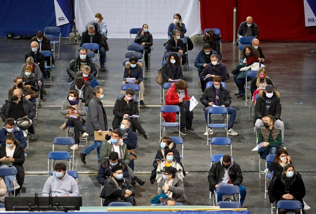 Un centre de vaccination à Saint-Quentin-en-Yvelines, le 22 décembre