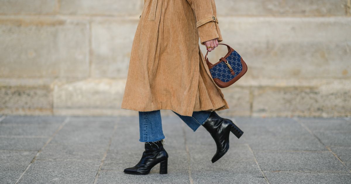 What Shoes Can You Wear With Flare And Bootcut Jeans? | HuffPost Life