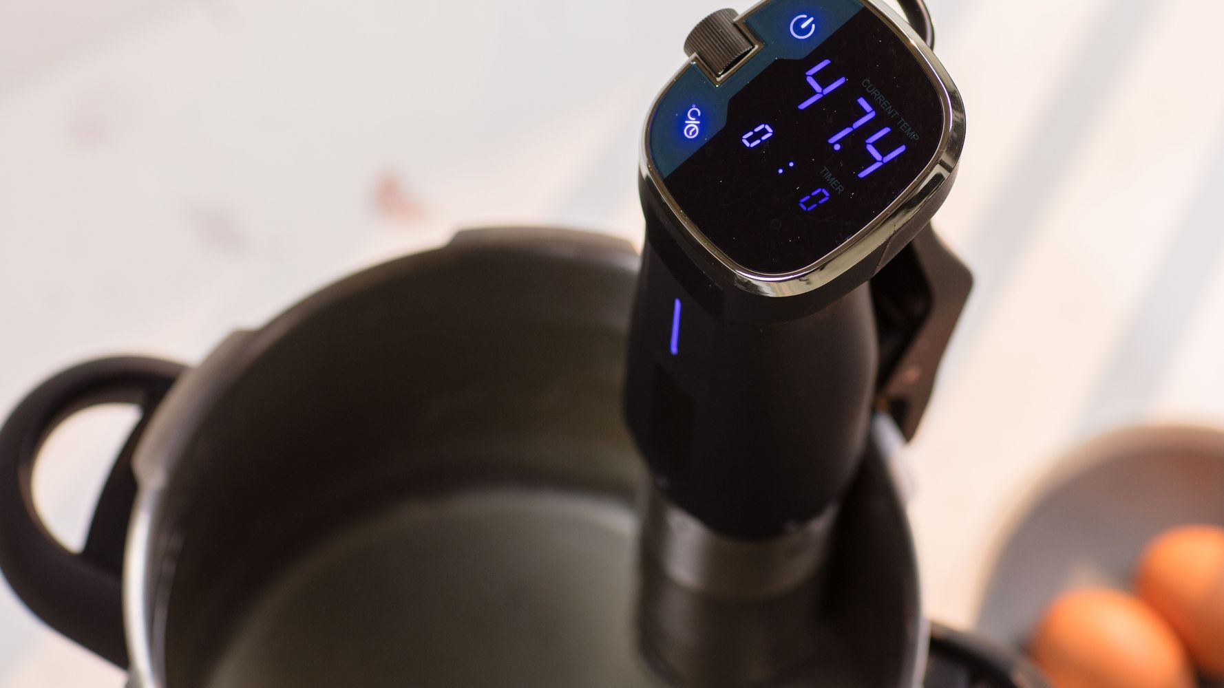 What equipment do you need to cook with the sous vide procedure