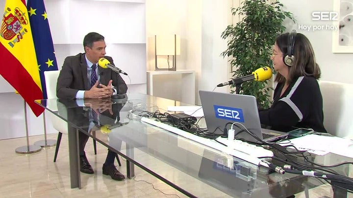 El presidente del Gobierno, Pedro Sánchez, durante su entrevista en Hoy por Hoy de la Cadena Ser