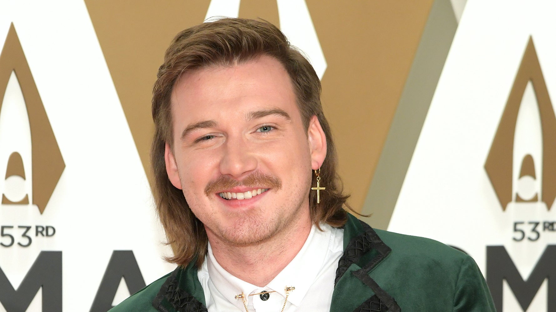 Grand Ole Opry Under Fire For Wallen Performance HuffPost