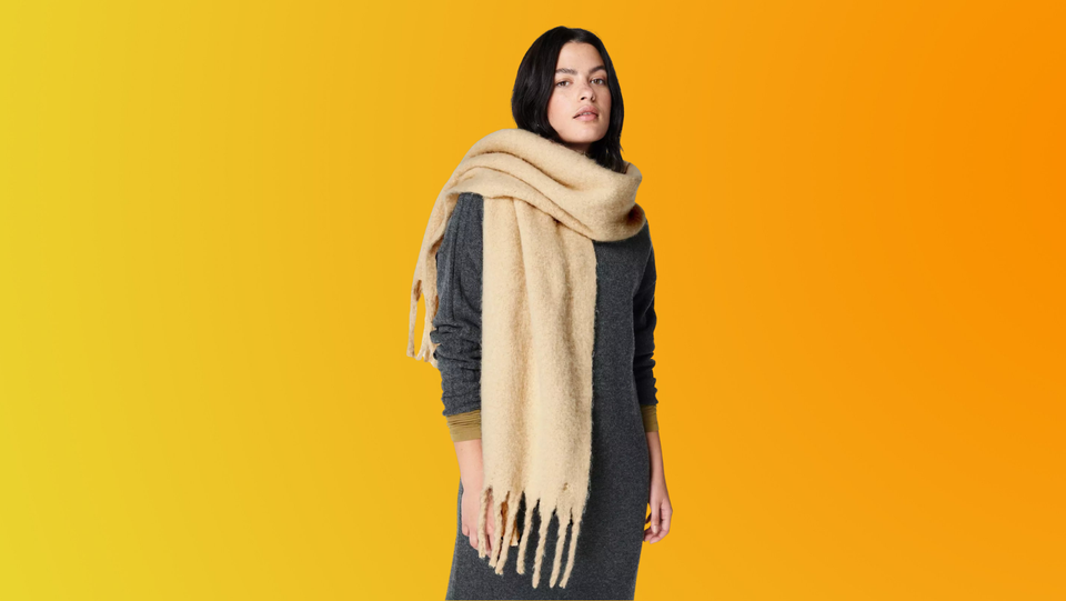 The Chunkiest Scarves To Keep You Warm All Winter