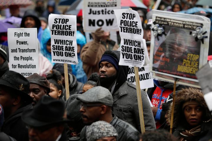 Demonstrators protest the police shooting of Laquan McDonald on Nov, 27, 2015, in Chicago, Illinois.
