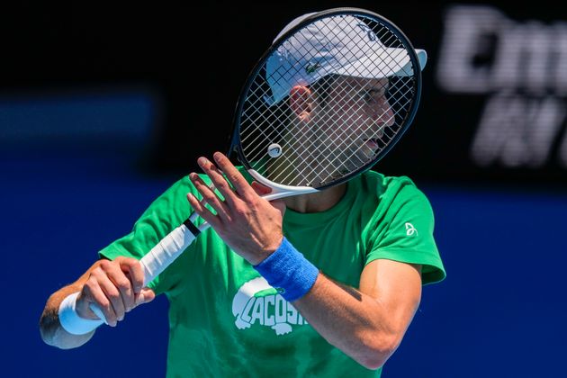 Τζόκοβιτς: Κανονικά στην κλήρωση του Australian Open, παραμένει ο κίνδυνος