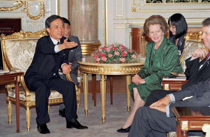 1989年9月20日、海部俊樹首相（左）は東京・赤坂の迎賓館でマーガレット・サッチャー首相と会談