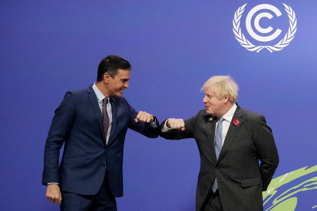 Pedro Sánchez y Boris Johnson, el pasado 1 de noviembre, en la Cumbre del Clima de