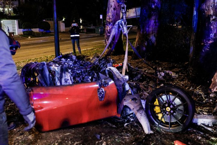 Τροχαίο δυστύχημα στη Βούλα με αποτέλεσμα τον θανάσιμο τραυματισμό του οδηγού. Πέμπτη 13 Δεκεμβρίου 2022 (ΓΙΩΡΓΟΣ ΚΟΝΤΑΡΙΝΗΣ / EUROKINISSI)