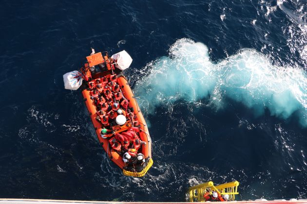 Rescate de 82 personas por parte del equipo de MSF, el pasado 22 de diciembre, cerca de la costa de