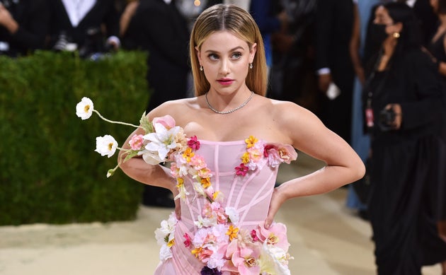 Lili Reinhart se confie sur sa dysmorphie, un