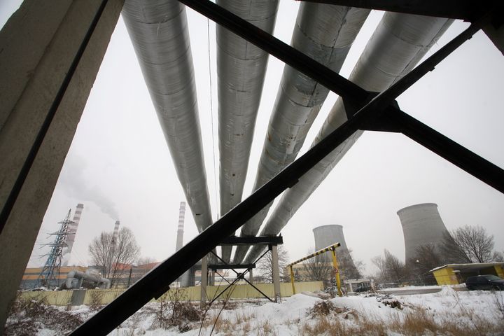 O τερματικός σταθμός Druzhba στο εργοστάσιο παραγωγής ενέργειας στην πρωτεύουσα της Βουλγαρίας, Σόφια. (AP Photo/Valentina Petrova)