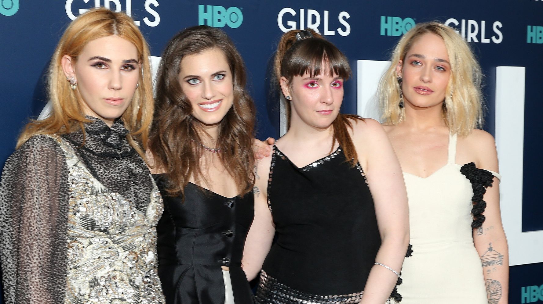 Lena Dunham Is Waiting For The Right Moment To Bring Back 'Girls' - HuffPost