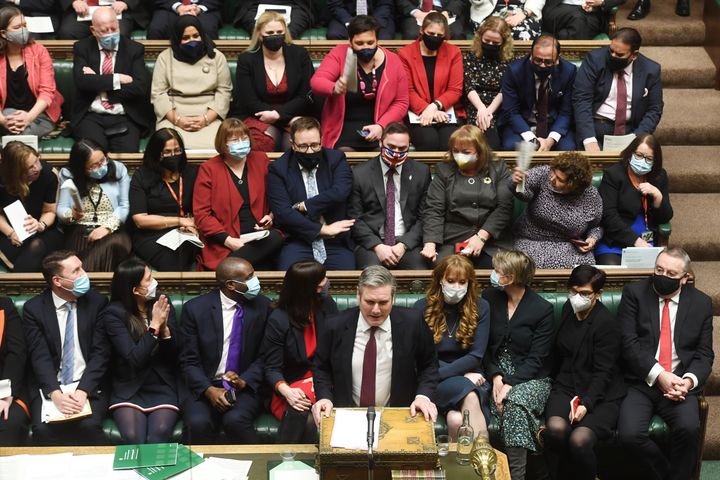 Labour MPs cheer as Keir Starmer welcomes Christian Wakeford