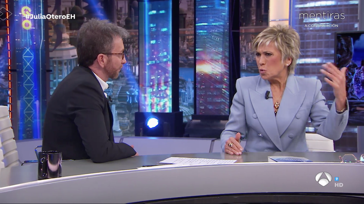 Pablo Motos y Julia Otero en 'El Hormiguero'.