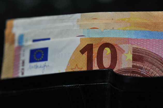 Φορολοταρία: 556 τυχεροί θα κερδίζουν έως 50.000 ευρώ το μήνα και 12 από 100.000 το