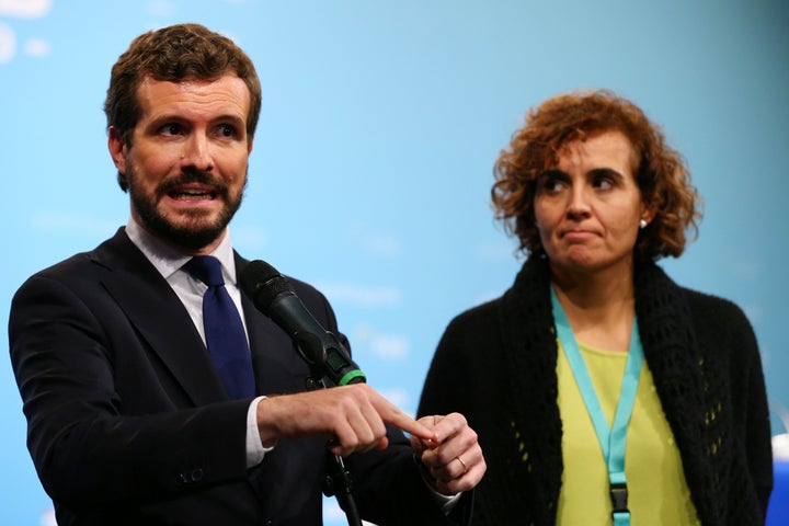 Pablo Casado, con la eurodiputada Dolors Montserrat.