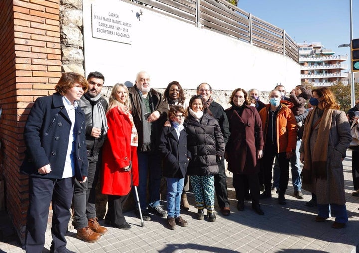 Acto de nombramiento de la calle Ana María Matute en Barcelona.